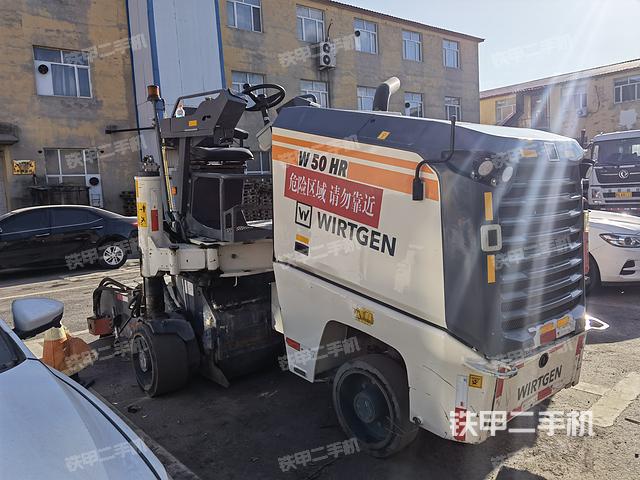 整机右侧（设备外观及核心部件）