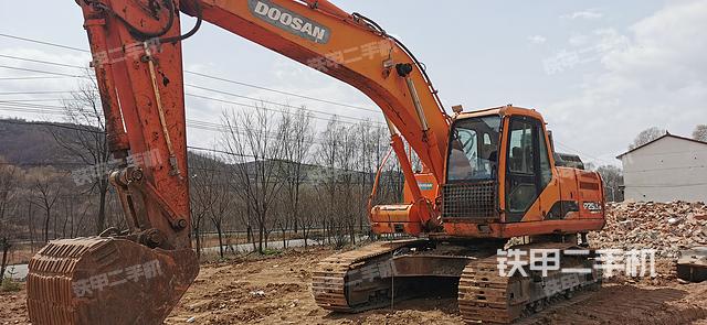 斗山DH225LC-9挖掘機
