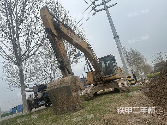 柳工CLG922E挖掘机