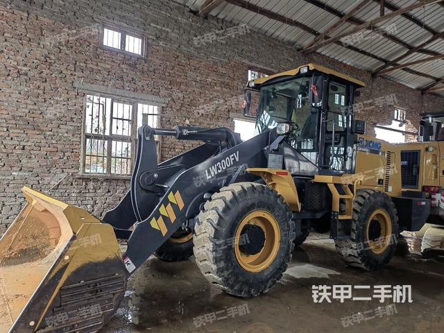 徐工LW300FV装载机