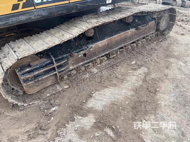 单侧履带整体（整机外观）