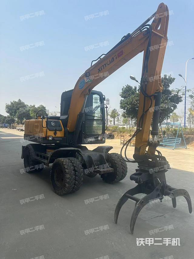 新源XYB75W-9挖掘机