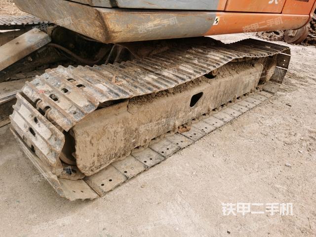 左側(cè)履帶整體?（行走機(jī)構(gòu)）