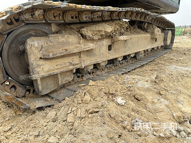 单侧履带整体（整机外观）