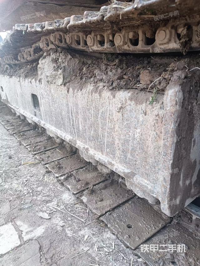 单侧履带整体（整机外观）