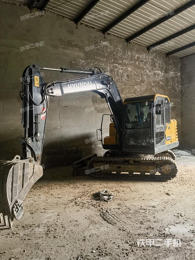 驾驶室整体（整机外观）