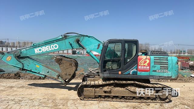 驾驶室整体（整机外观）