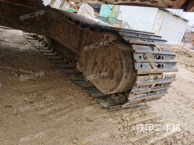 左側(cè)行走馬達(dá)蓋板（行走機(jī)構(gòu)）