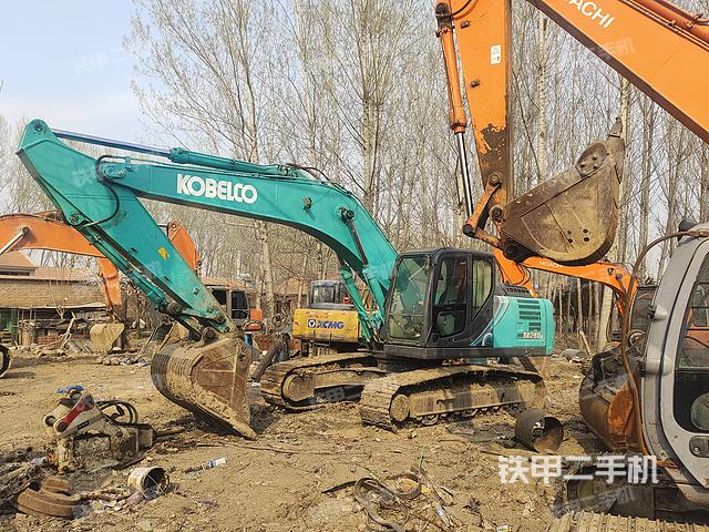 神鋼SK260LC-10挖掘機