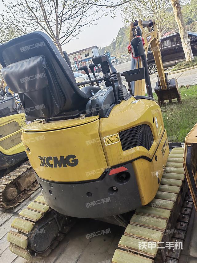 驾驶室整体（整机外观）