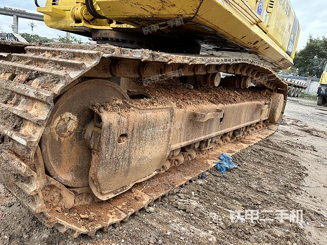 单侧履带整体（整机外观）