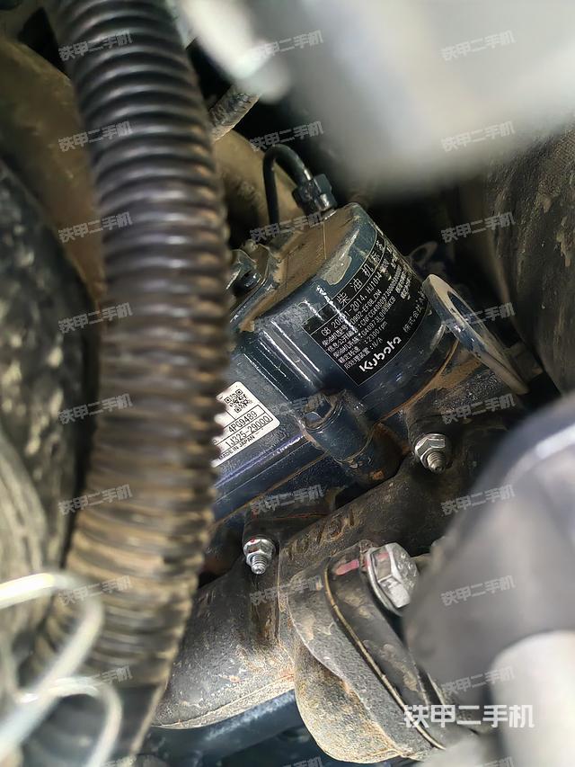 发动机整体俯视（整机外观）