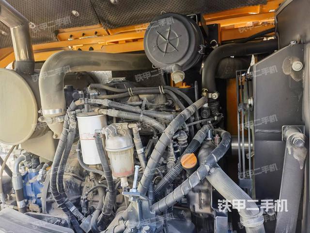 发动机整体俯视（整机外观）