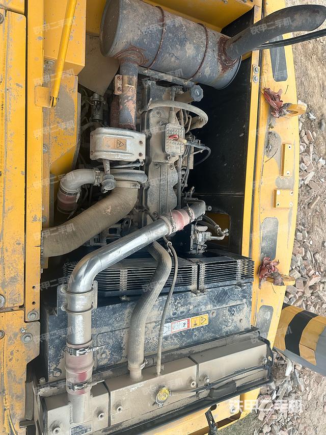 发动机整体俯视（整机外观）