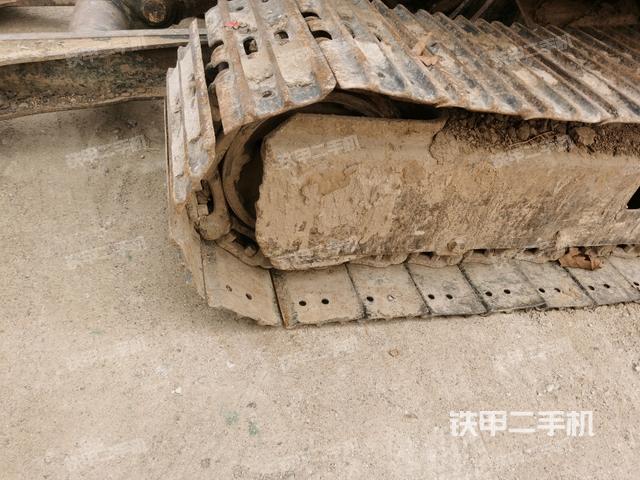 左導(dǎo)向輪（行走機(jī)構(gòu)）