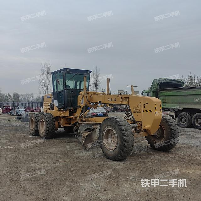 整机左侧（设备外观及核心部件）