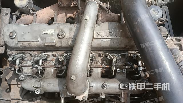 发动机整体俯视（整机外观）