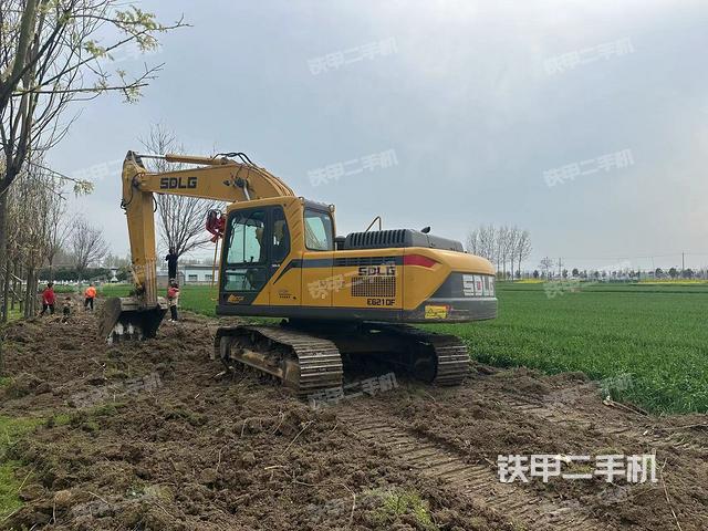 整机右后45°（整机外观）