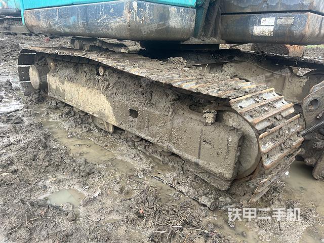 单侧履带整体（整机外观）