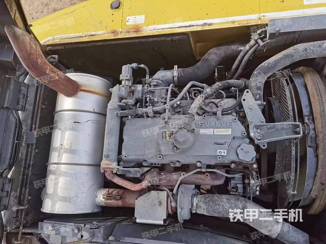 发动机整体俯视（整机外观）