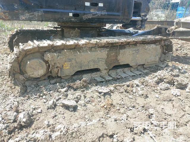 单侧履带整体（整机外观）