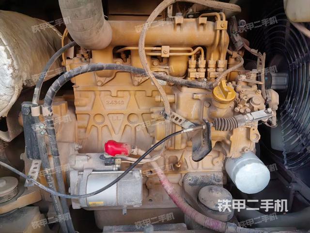 发动机整体俯视（整机外观）