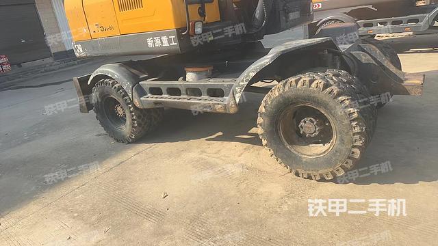 单侧履带整体（整机外观）