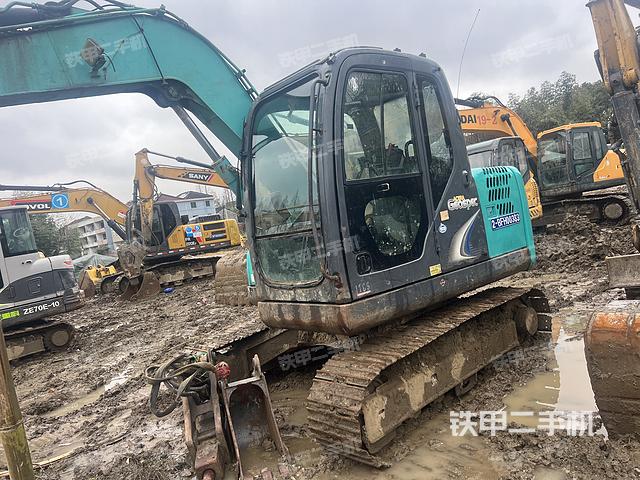 驾驶室整体（整机外观）