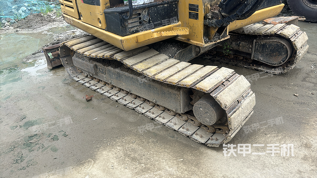 单侧履带整体（整机外观）