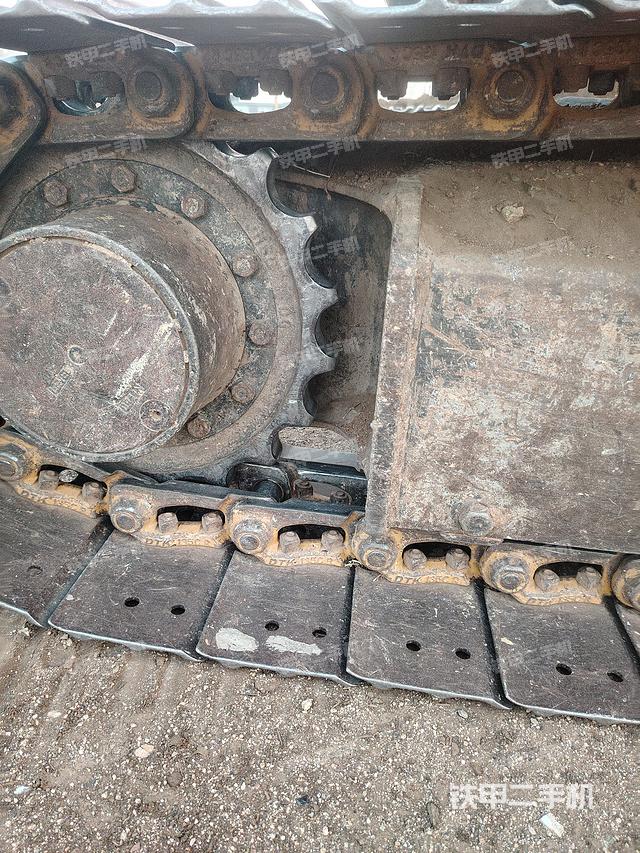 单侧履带整体（整机外观）