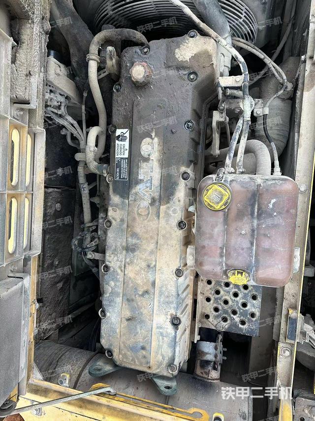 发动机整体俯视（整机外观）