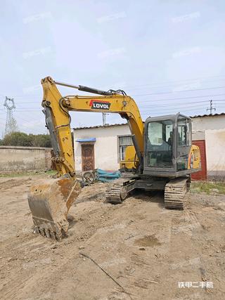 郑州雷沃重工FR75E挖掘机实拍图片