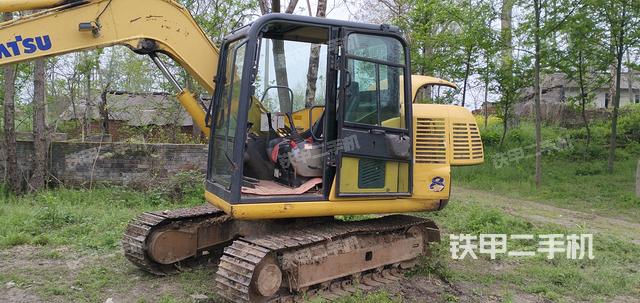 驾驶室整体（整机外观）