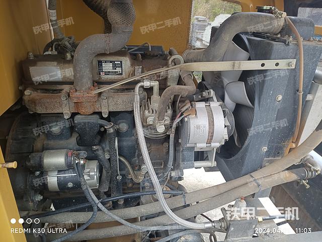 发动机左侧（整机外观及大件）