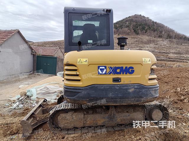 驾驶室顶部（整机外观）