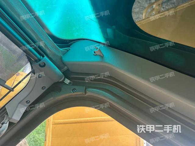 驾驶室整体（整机外观）