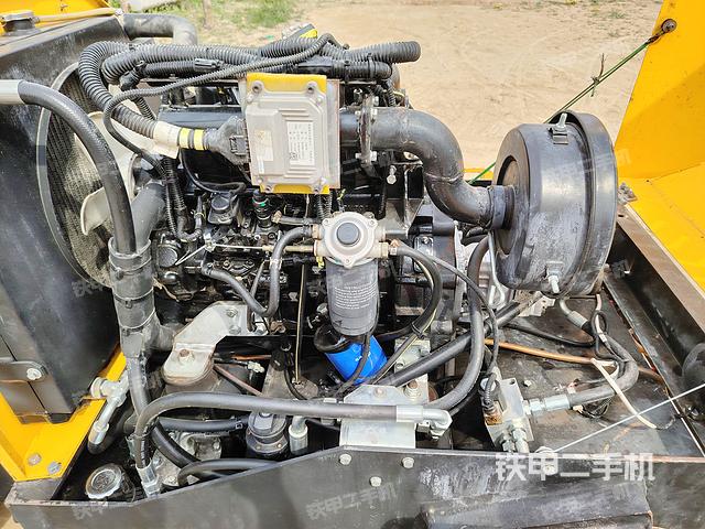 发动机（设备外观及核心部件）