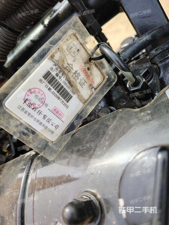 驾驶室操作台（设备外观及核心部件）