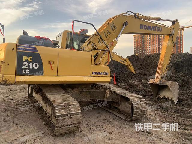 单侧履带整体（整机外观）