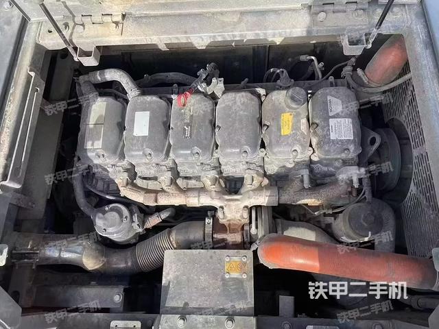 发动机整体俯视（整机外观）