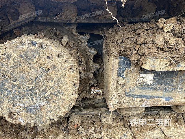 单侧履带整体（整机外观）