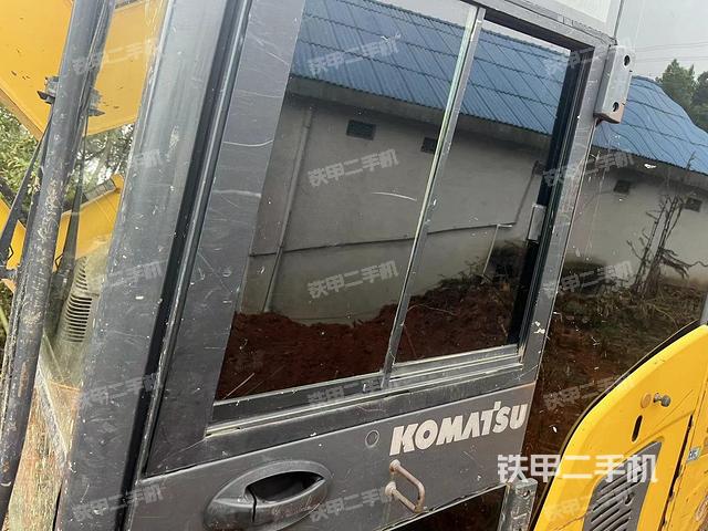 驾驶室顶部（整机外观）