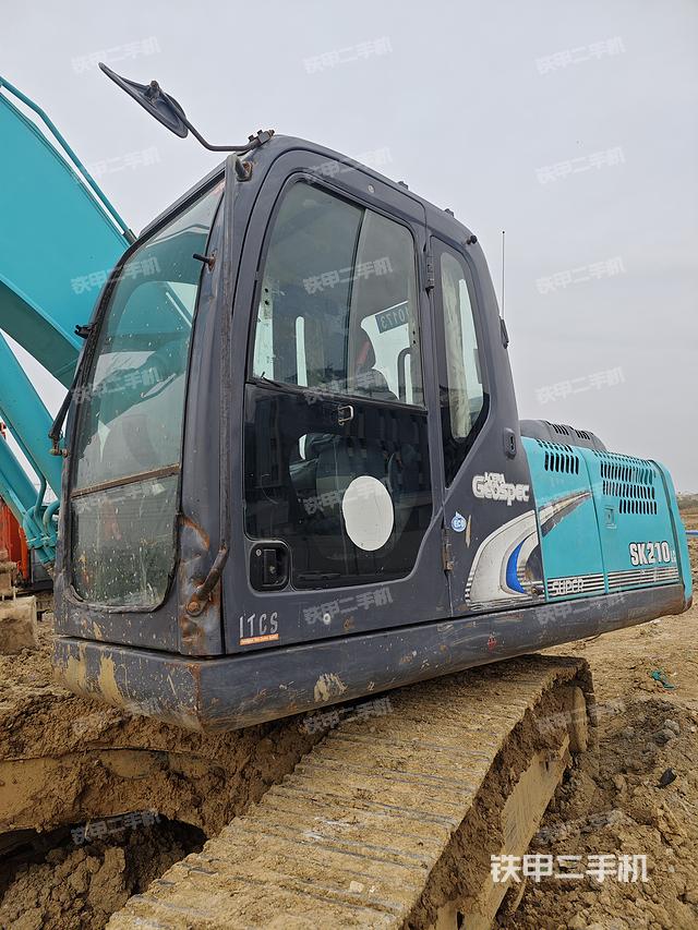 驾驶室整体（整机外观）