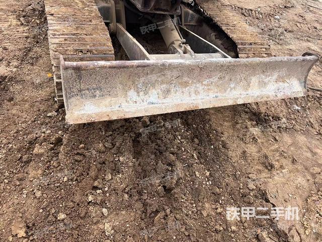 转盘和下车架正前（工作和回转装置）