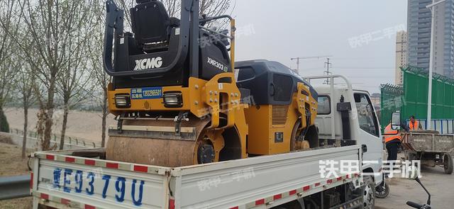 整机右后45°（设备外观及核心部件）