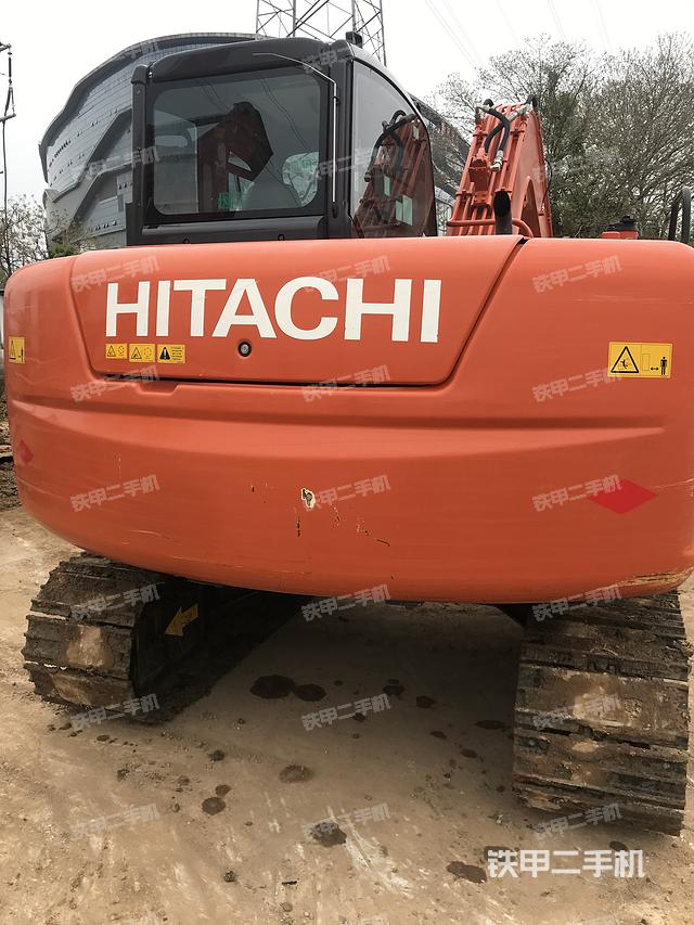 驾驶室顶部（整机外观）