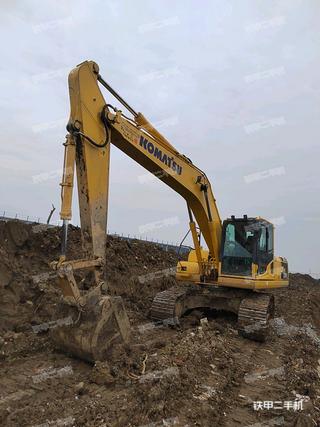 江苏-常州市二手小松PC200-8M0挖掘机实拍照片