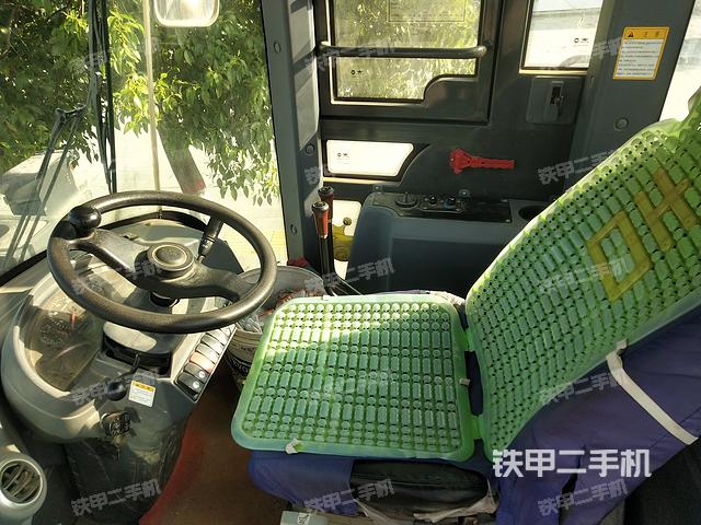 驾驶室操作台（整机外观及大件）