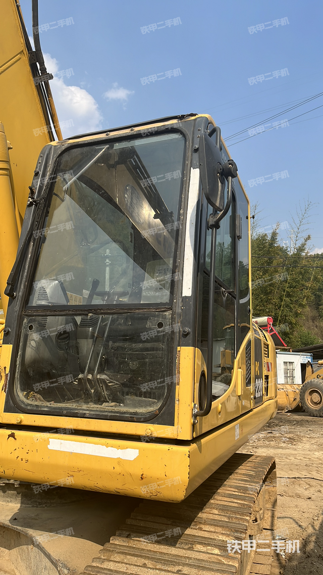 驾驶室整体（整机外观）