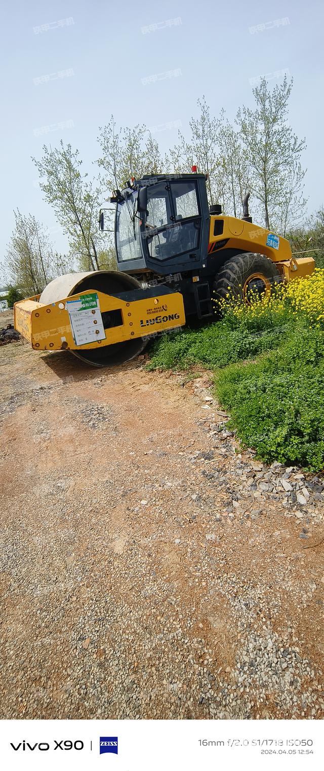 整机左侧（设备外观及核心部件）